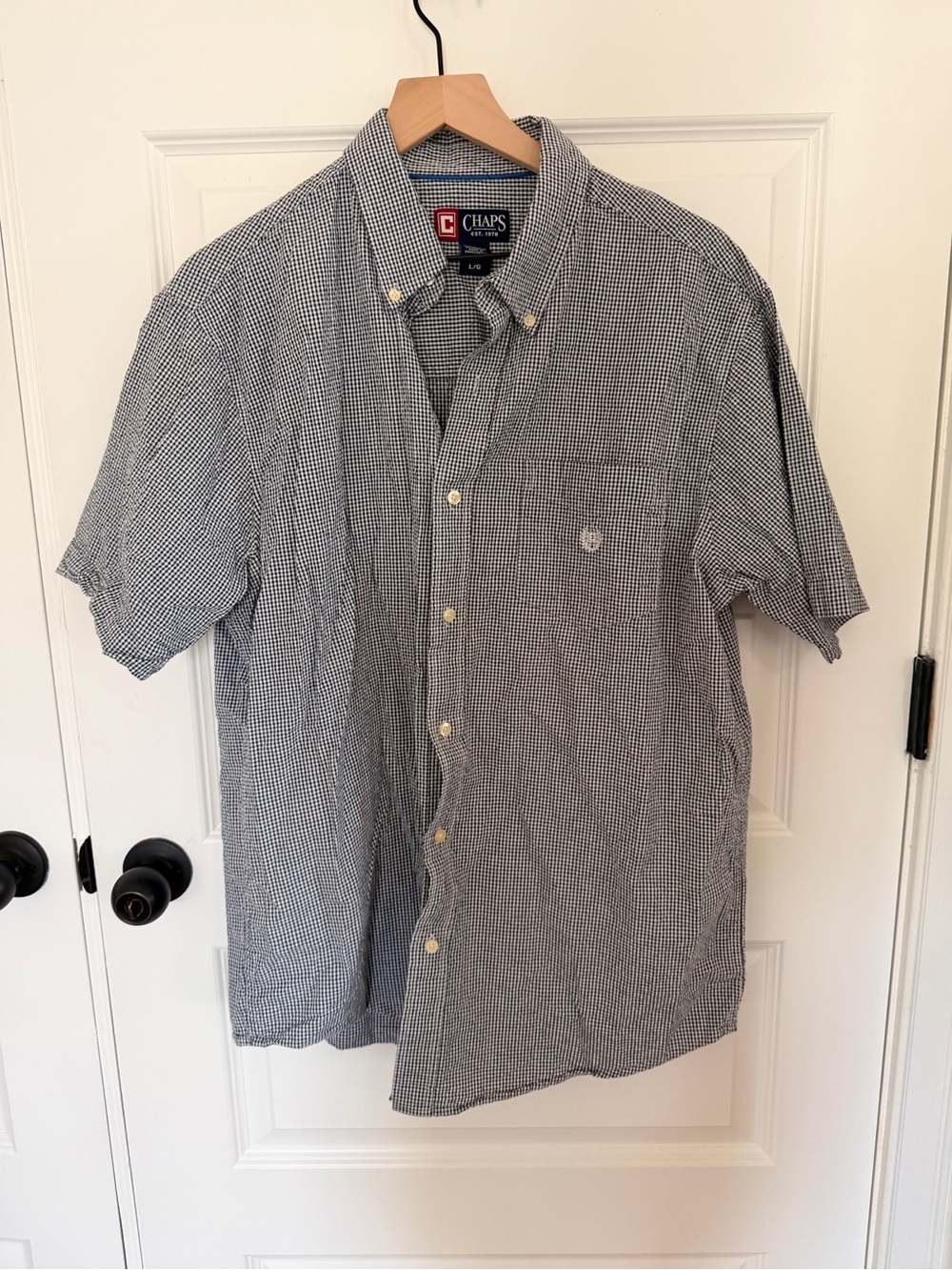 Chaps seersucker gingham button down